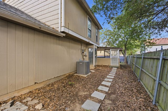 3211 Forest Creek Drive, Fort Worth, TX 76123