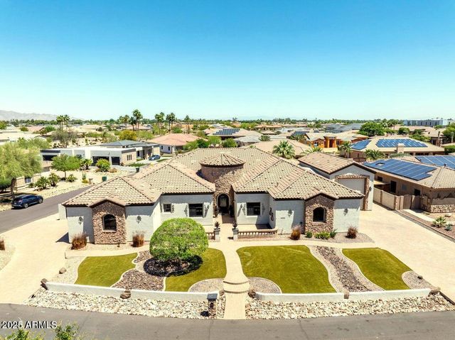 18036 W SAN MIGUEL Avenue, Litchfield Park, AZ 85340