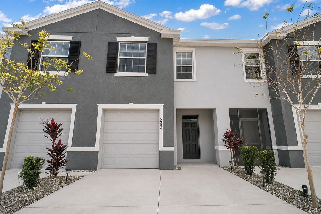5254 DRAGONFLY DRIVE, Wildwood, FL 34785