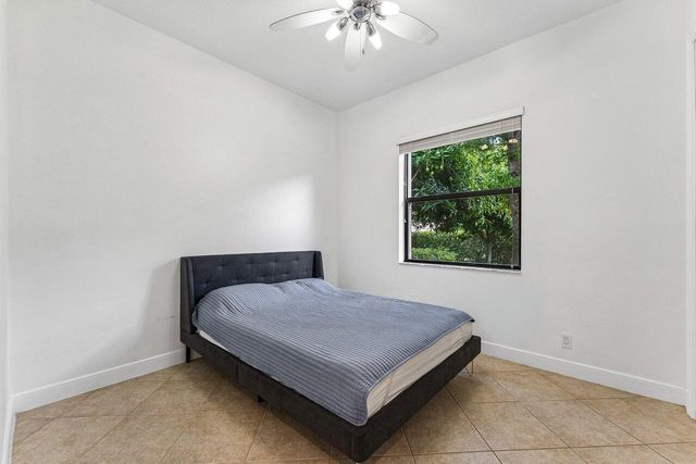 3592 Collonade Drive, Wellington, FL 33449