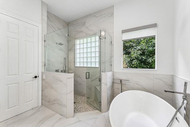 3592 Collonade Drive, Wellington, FL 33449