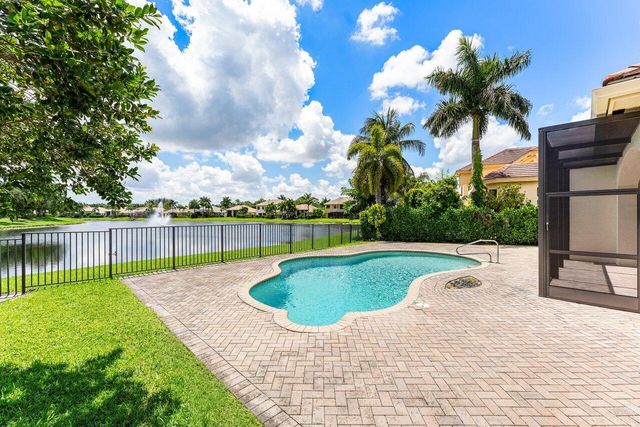 3592 Collonade Drive, Wellington, FL 33449