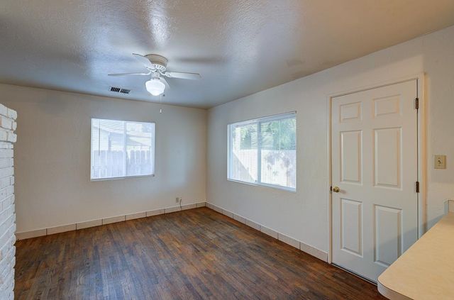 3744 E Dakota Avenue, Fresno, CA 93726