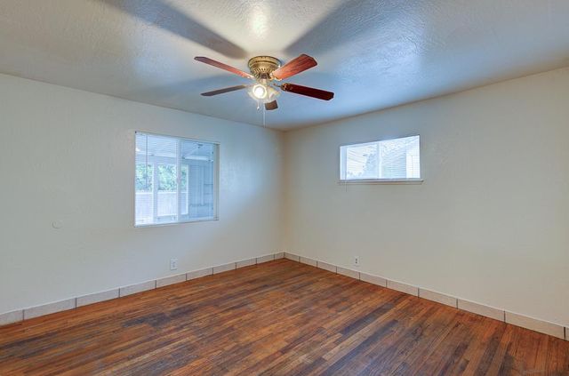 3744 E Dakota Avenue, Fresno, CA 93726