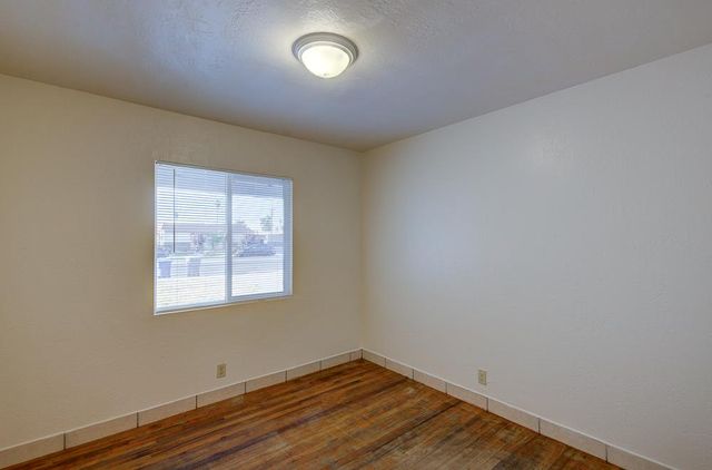 3744 E Dakota Avenue, Fresno, CA 93726