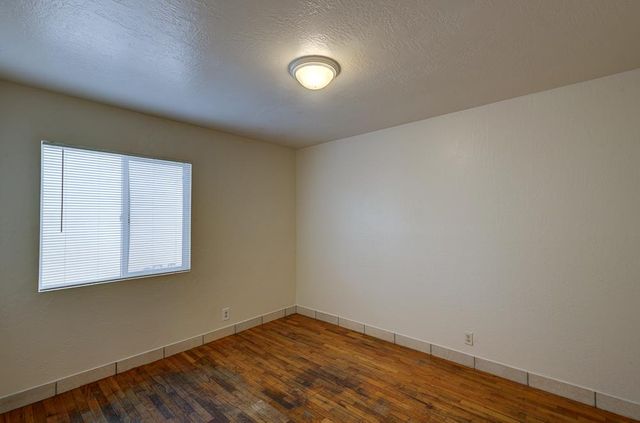 3744 E Dakota Avenue, Fresno, CA 93726