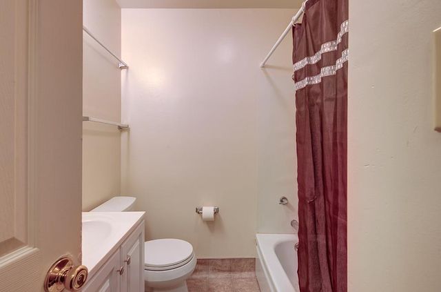 3744 E Dakota Avenue, Fresno, CA 93726