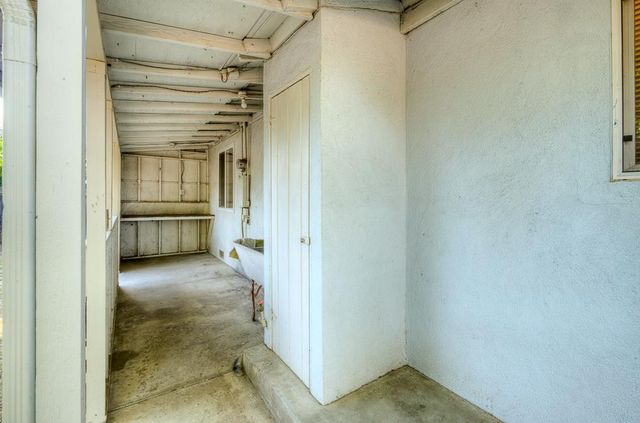 3744 E Dakota Avenue, Fresno, CA 93726