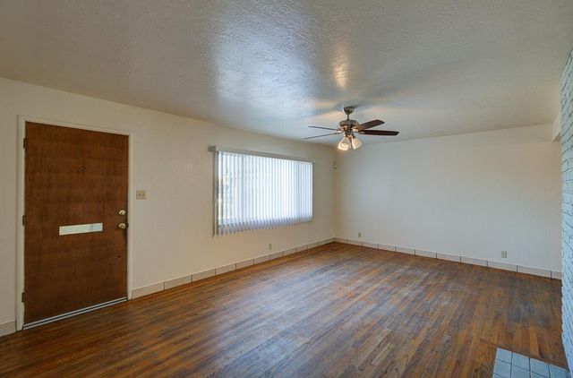 3744 E Dakota Avenue, Fresno, CA 93726