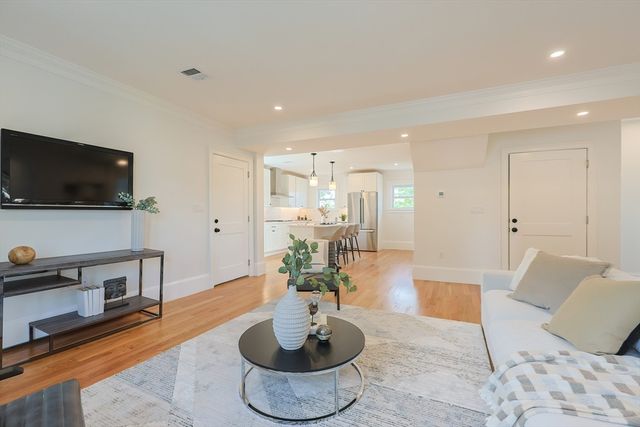 179-B Main St B, Medford, MA 02155