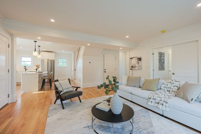 179-B Main St B, Medford, MA 02155