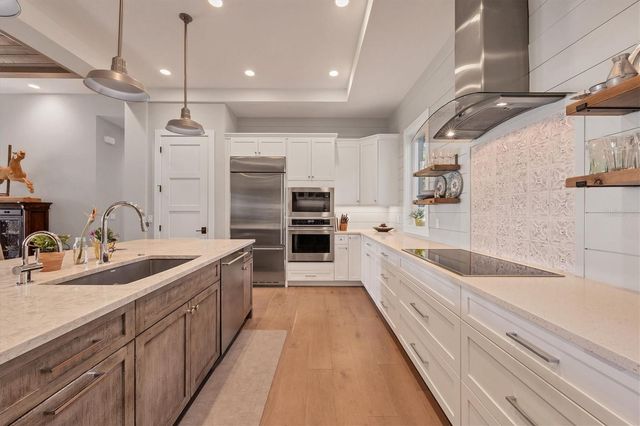 7927 LONGBAY BOULEVARD, Sarasota, FL 34243