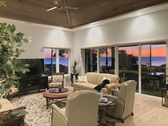 7927 LONGBAY BOULEVARD, Sarasota, FL 34243