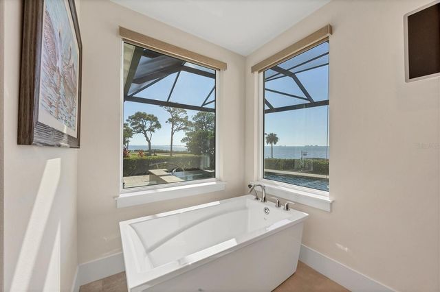 7927 LONGBAY BOULEVARD, Sarasota, FL 34243