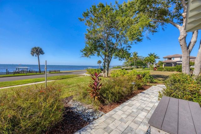 7927 LONGBAY BOULEVARD, Sarasota, FL 34243