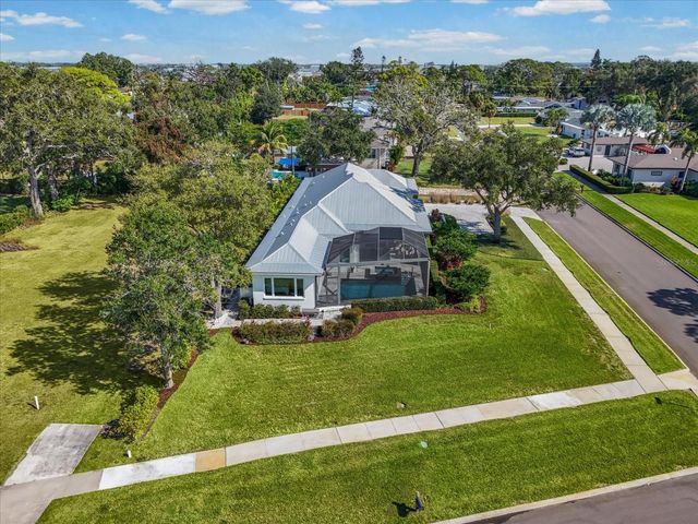 7927 LONGBAY BOULEVARD, Sarasota, FL 34243