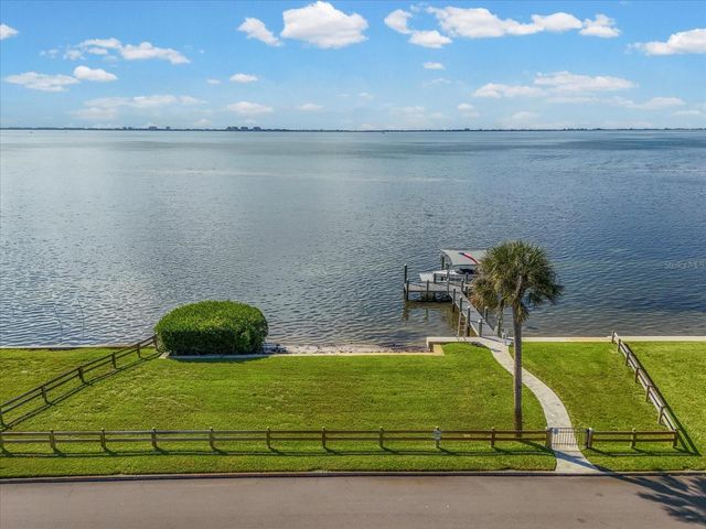 7927 LONGBAY BOULEVARD, Sarasota, FL 34243