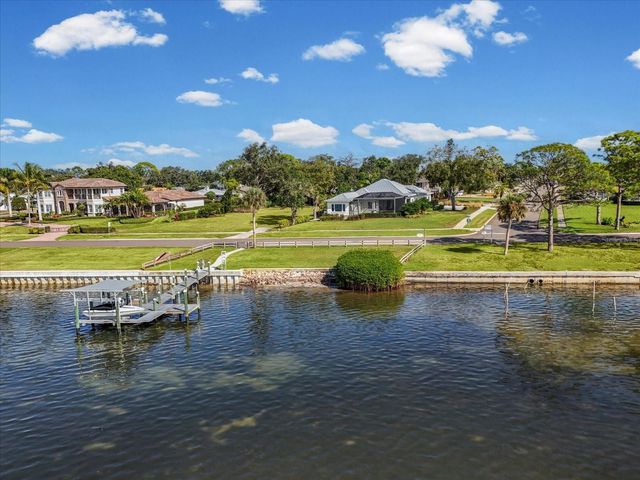 7927 LONGBAY BOULEVARD, Sarasota, FL 34243