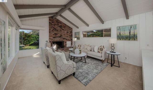 1785 Holly Ave, Menlo Park, CA 94025