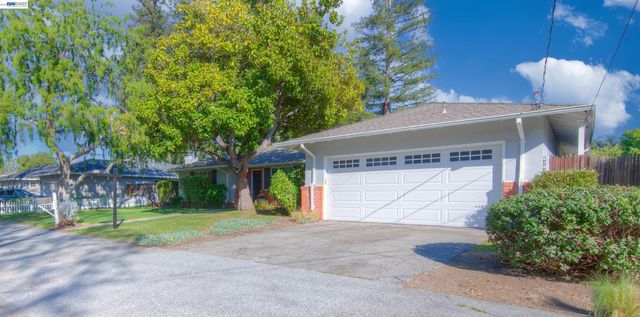 1785 Holly Ave, Menlo Park, CA 94025
