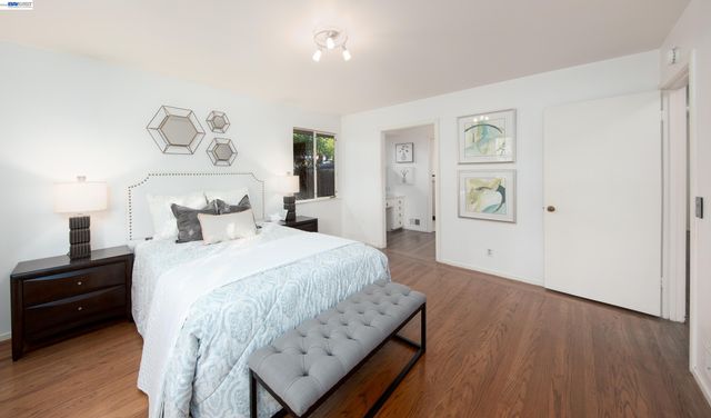 1785 Holly Ave, Menlo Park, CA 94025