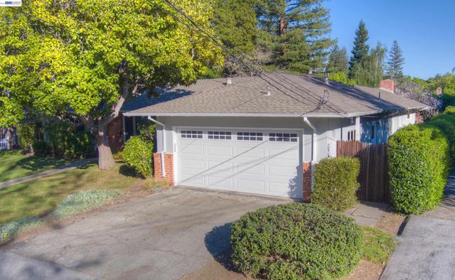 1785 Holly Ave, Menlo Park, CA 94025