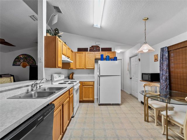 1562 RADA LANE, North Port, FL 34288