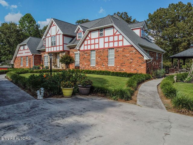 488 County Road 571, Englewood, TN 37329