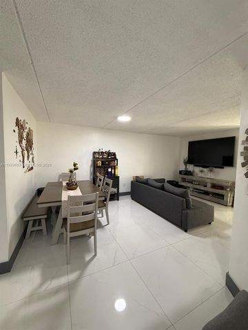 6195 NW 186th St 402, Hialeah, FL 33015