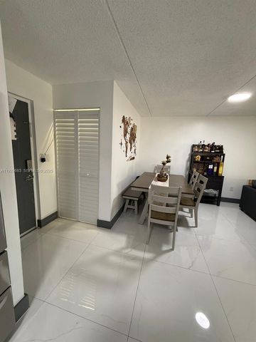 6195 NW 186th St 402, Hialeah, FL 33015