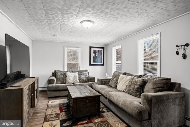 450 S 1ST RD, Hammonton, NJ 08037