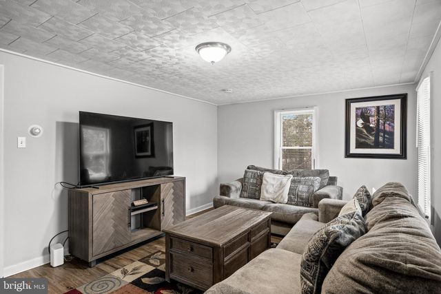 450 S 1ST RD, Hammonton, NJ 08037