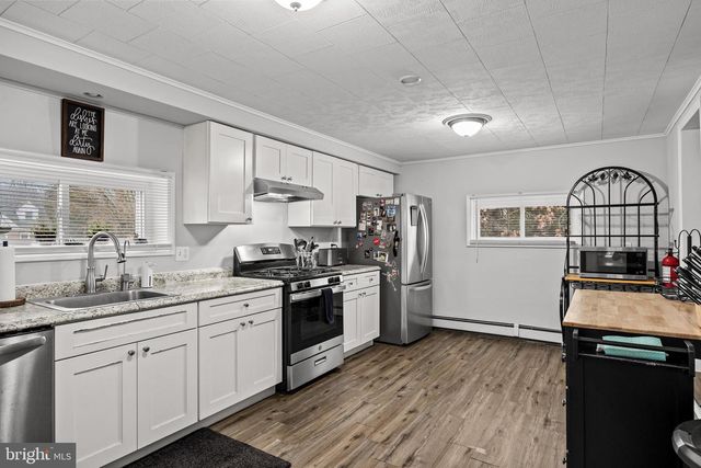 450 S 1ST RD, Hammonton, NJ 08037