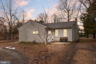 450 S 1ST RD, Hammonton, NJ 08037