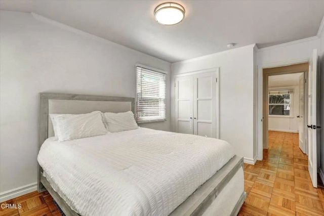 17437 Arminta Street, Northridge, CA 91325