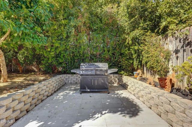 17437 Arminta Street, Northridge, CA 91325