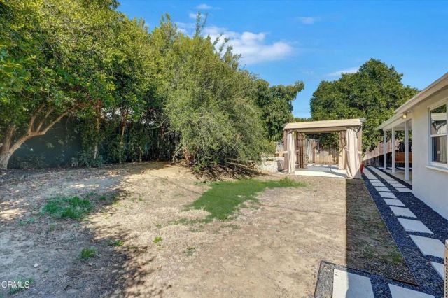 17437 Arminta Street, Northridge, CA 91325