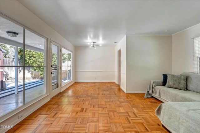 17437 Arminta Street, Northridge, CA 91325