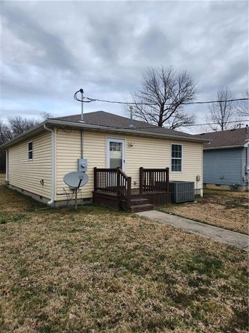 1018 E 16th Street, Pittsburg, KS 66762