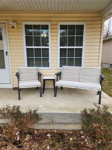 1018 E 16th Street, Pittsburg, KS 66762