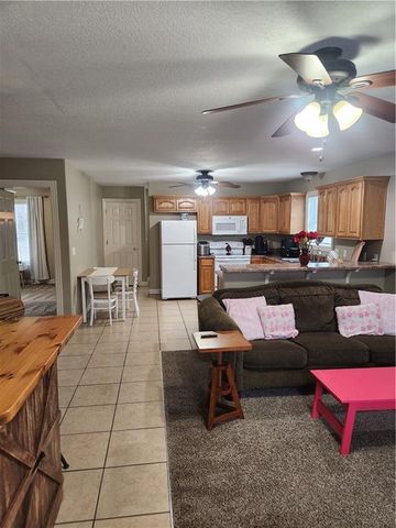 1018 E 16th Street, Pittsburg, KS 66762