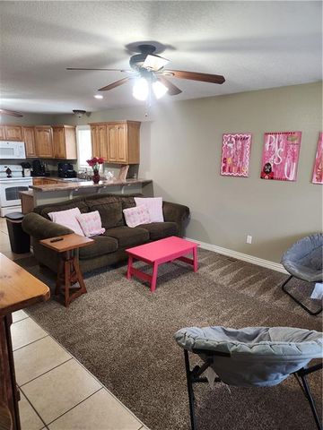 1018 E 16th Street, Pittsburg, KS 66762