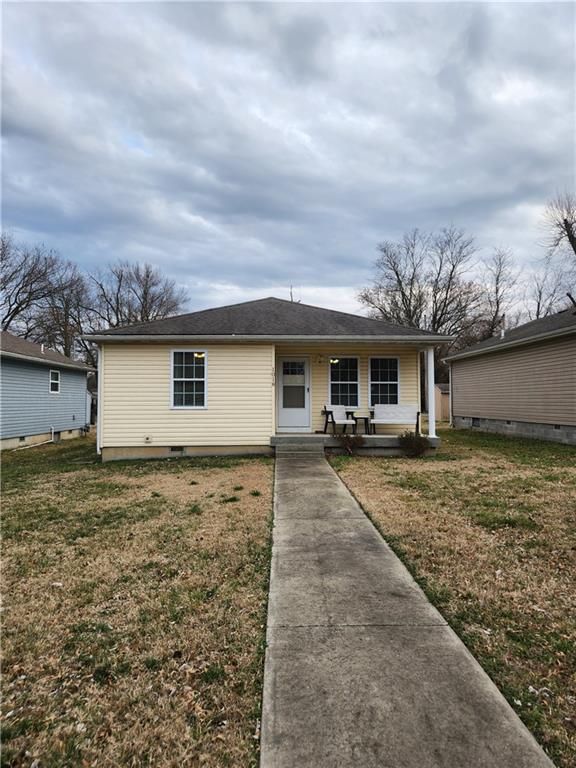 1018 E 16th Street, Pittsburg, KS 66762