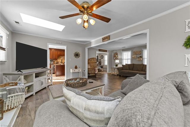 4611 Paradise Lane, Winston-salem, NC 27101