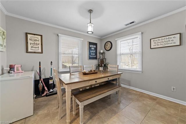 4611 Paradise Lane, Winston-salem, NC 27101