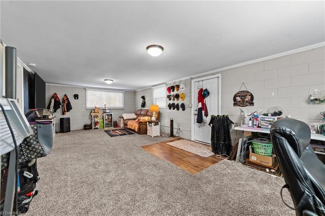 4611 Paradise Lane, Winston-salem, NC 27101