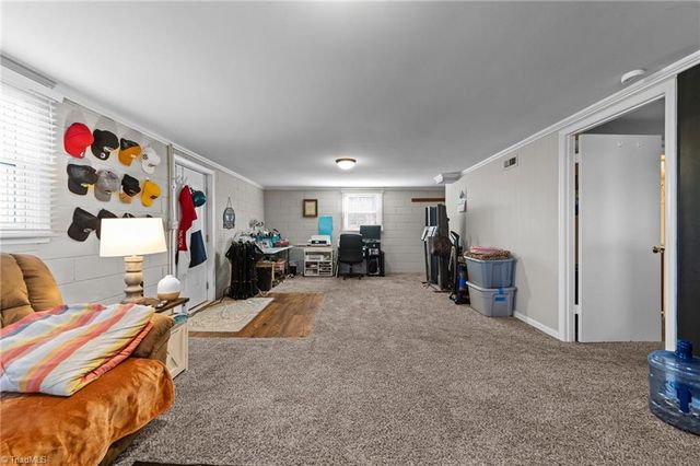 4611 Paradise Lane, Winston-salem, NC 27101