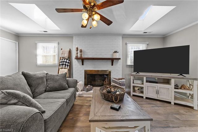 4611 Paradise Lane, Winston-salem, NC 27101
