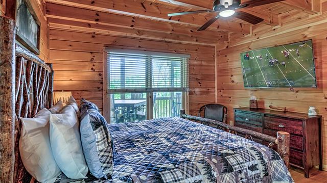 43 S Dustin Drive, Ellijay, GA 30540