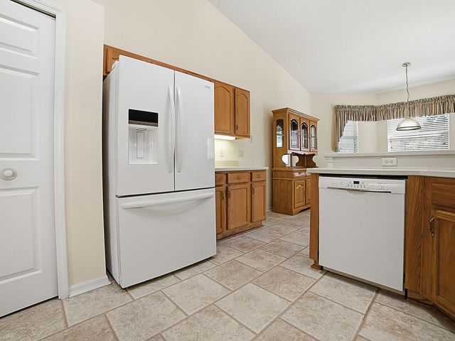 24530 PARLANGE COURT, Leesburg, FL 34748